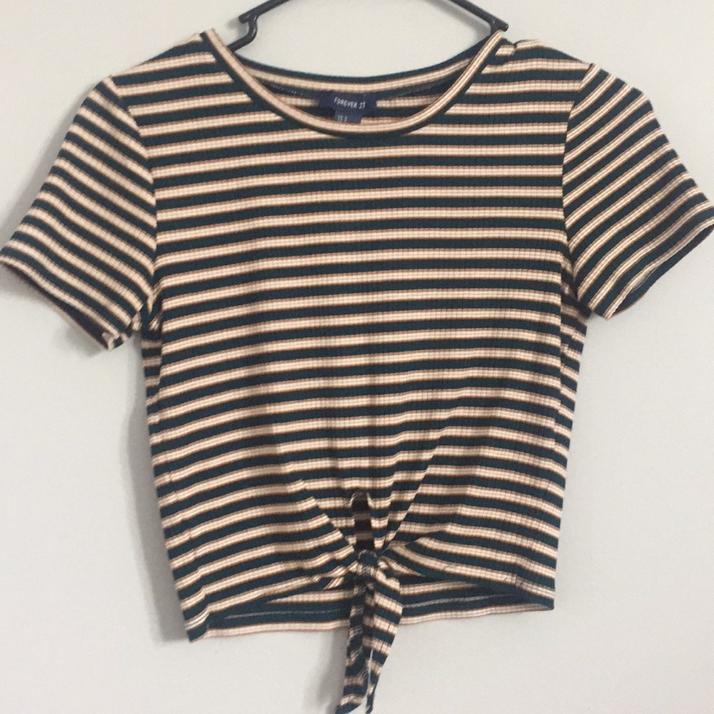 striped croptop